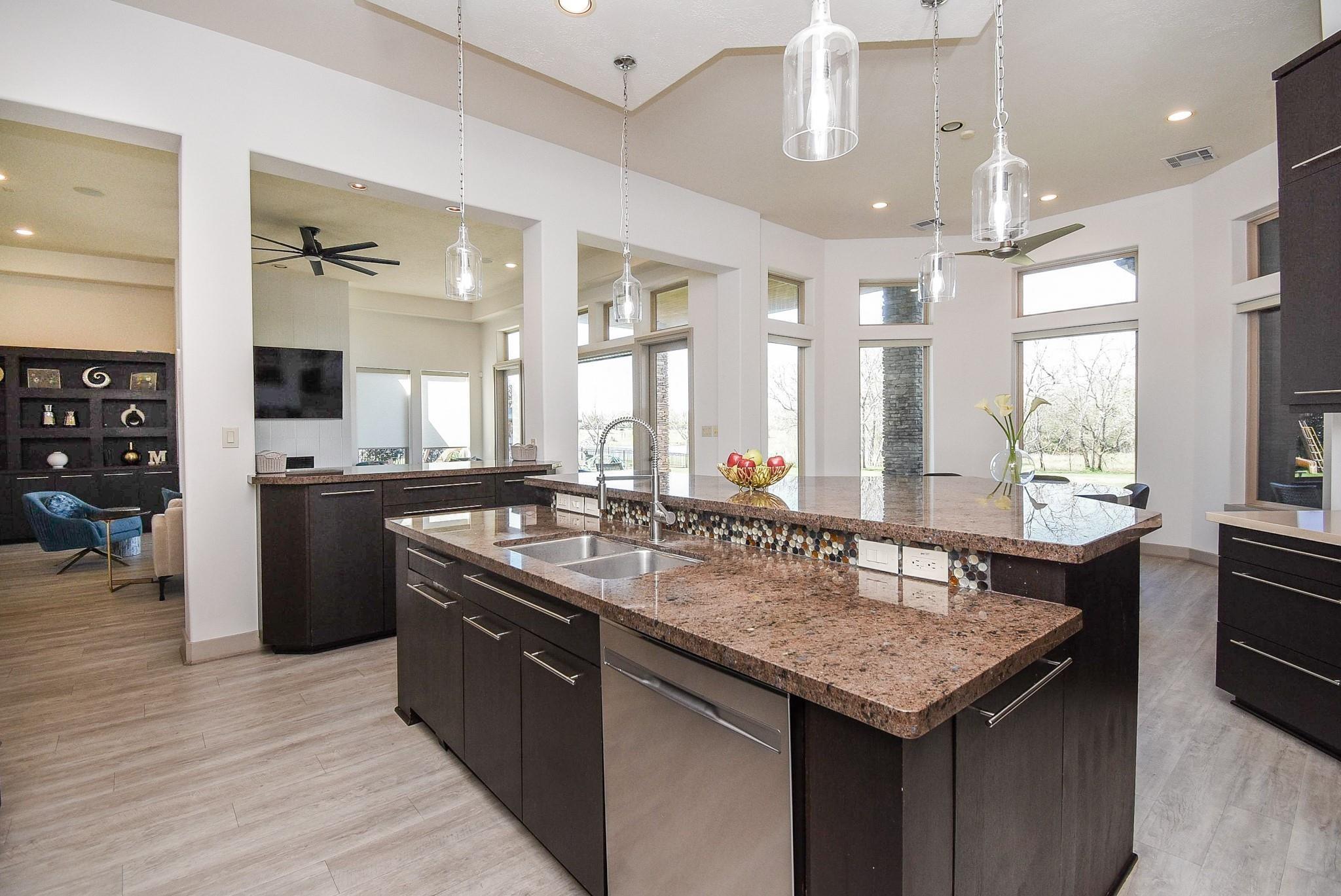 2819 Palmetto Bend