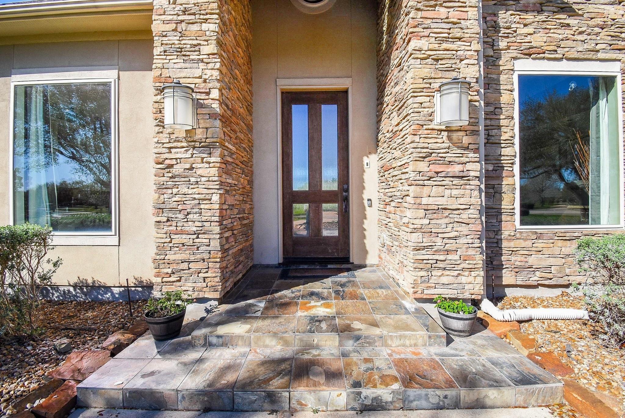 2819 Palmetto Bend
