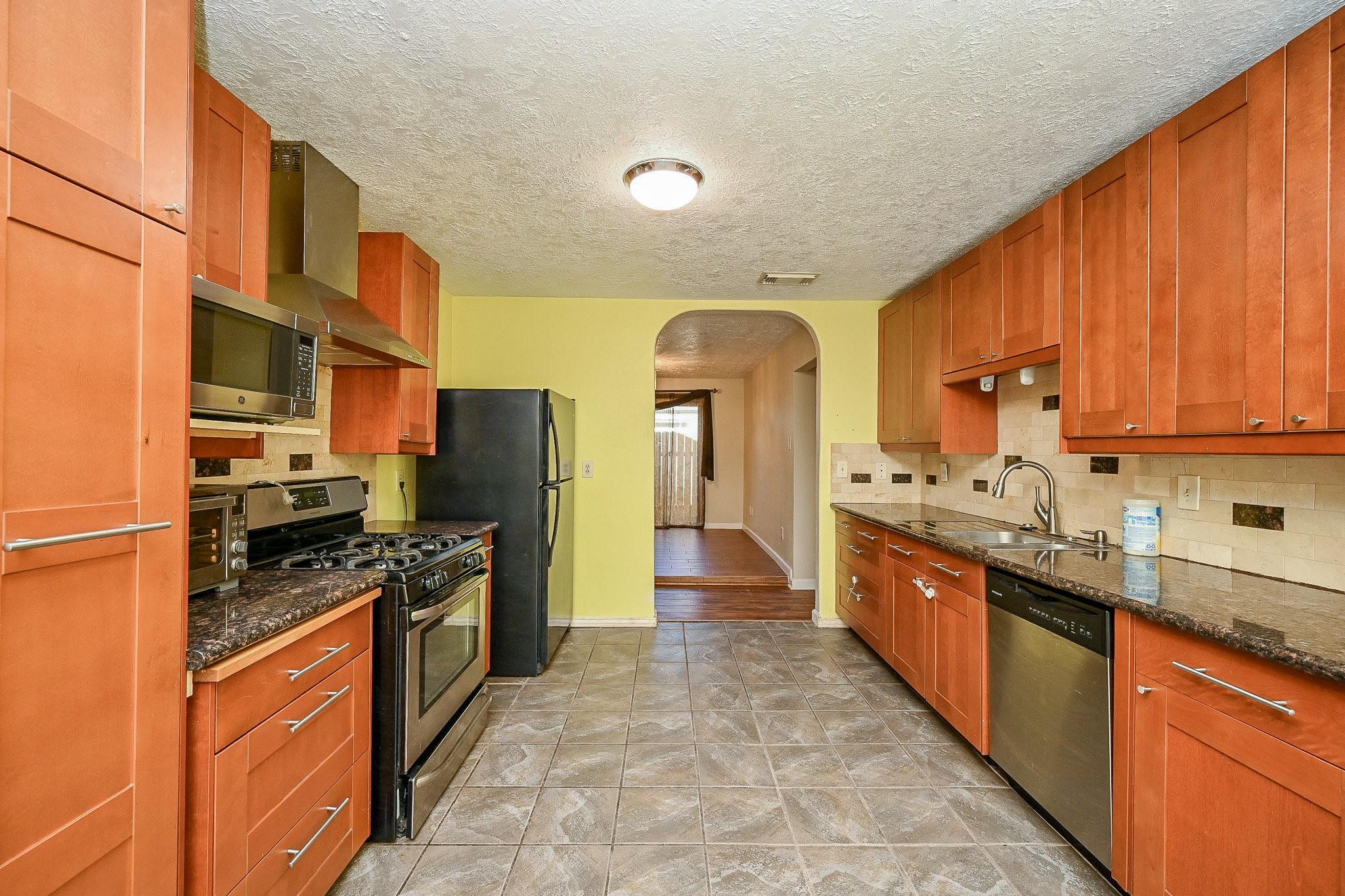 13814 Peach Hollow Lane