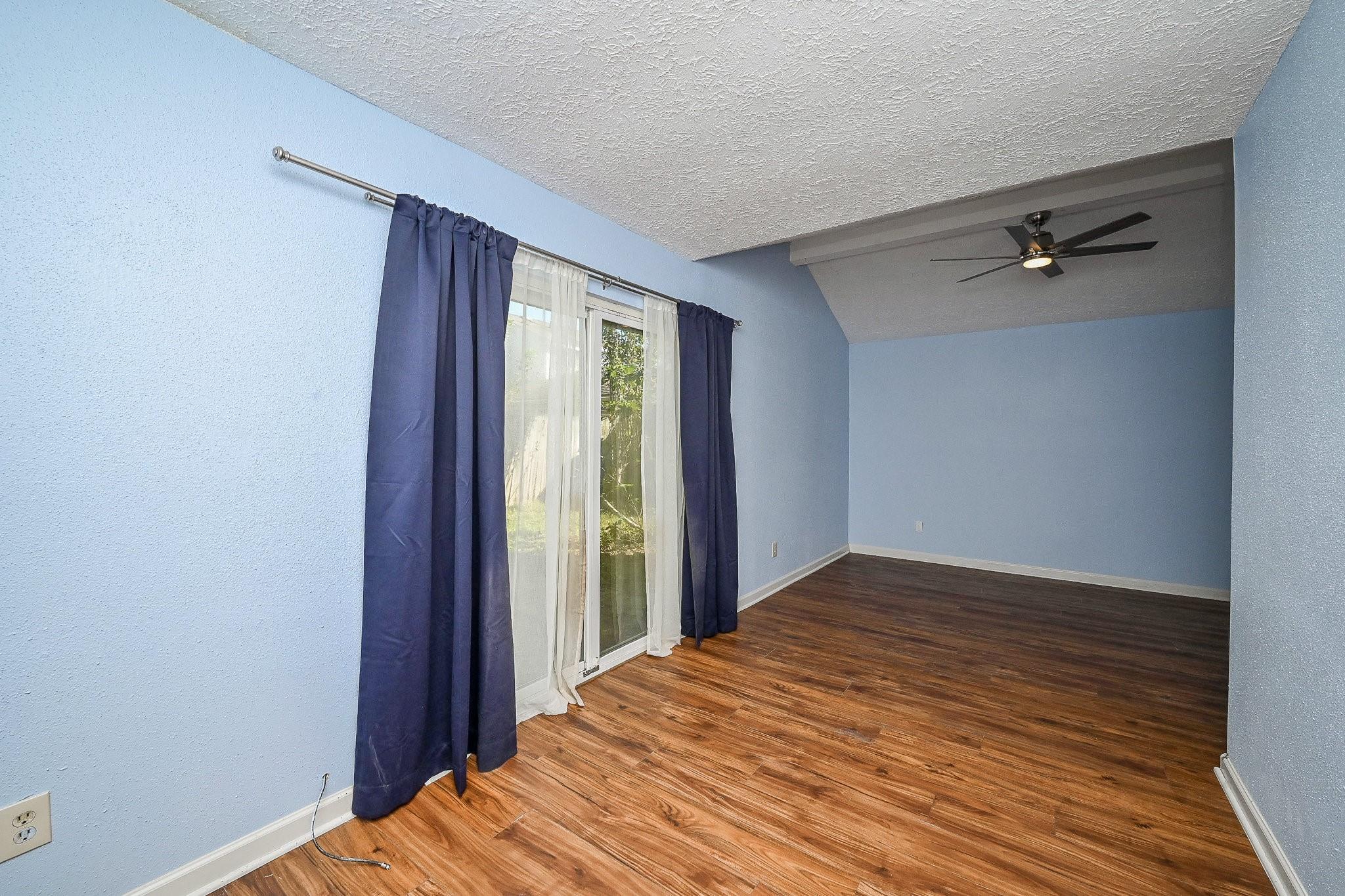 13814 Peach Hollow Lane