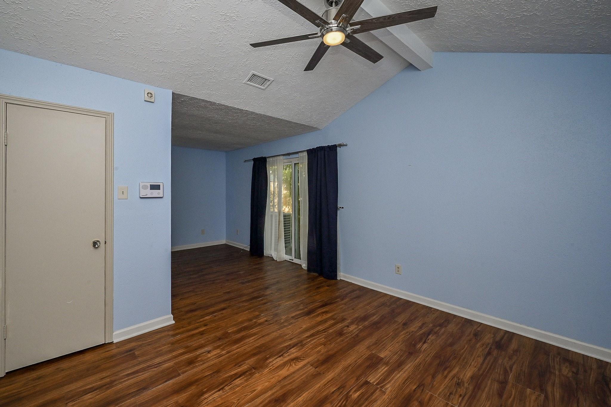 13814 Peach Hollow Lane