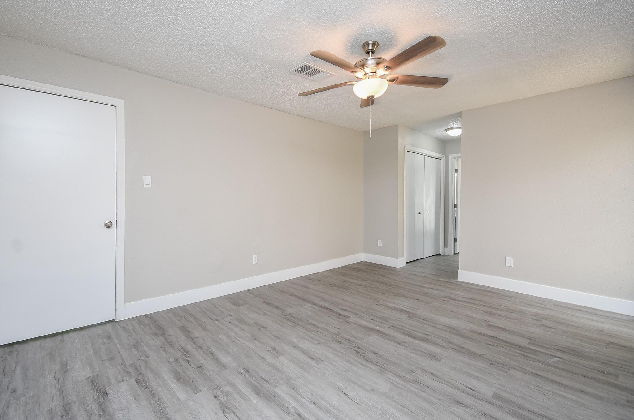2802 Ashford Oak Drive