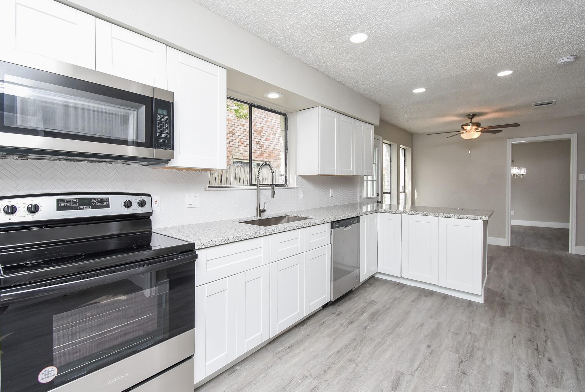 2802 Ashford Oak Drive