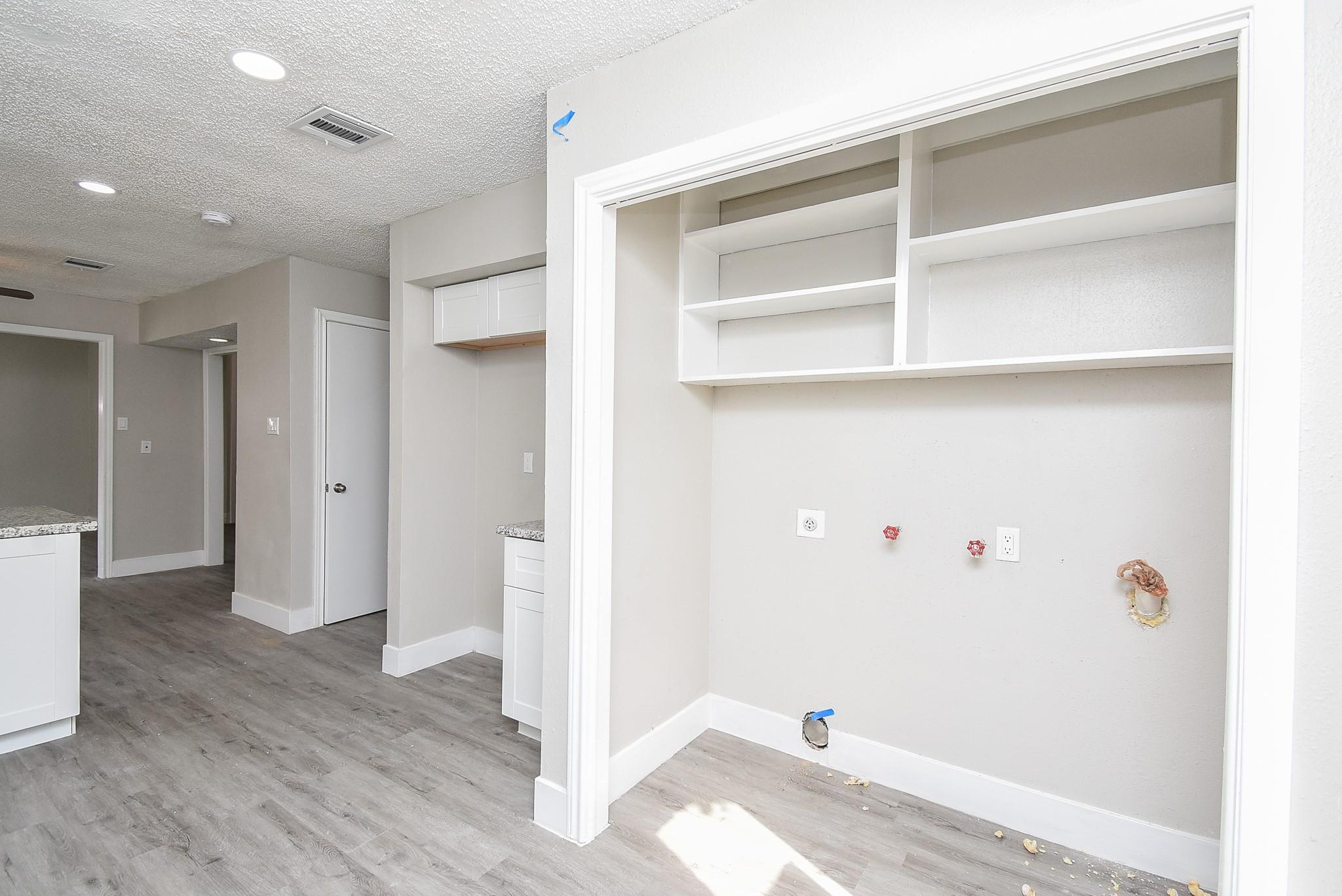 2802 Ashford Oak Drive