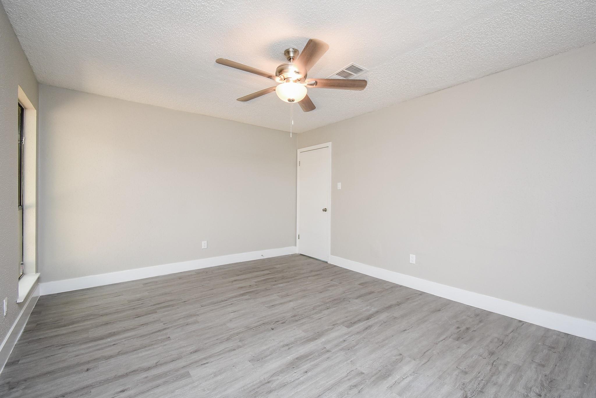 2802 Ashford Oak Drive