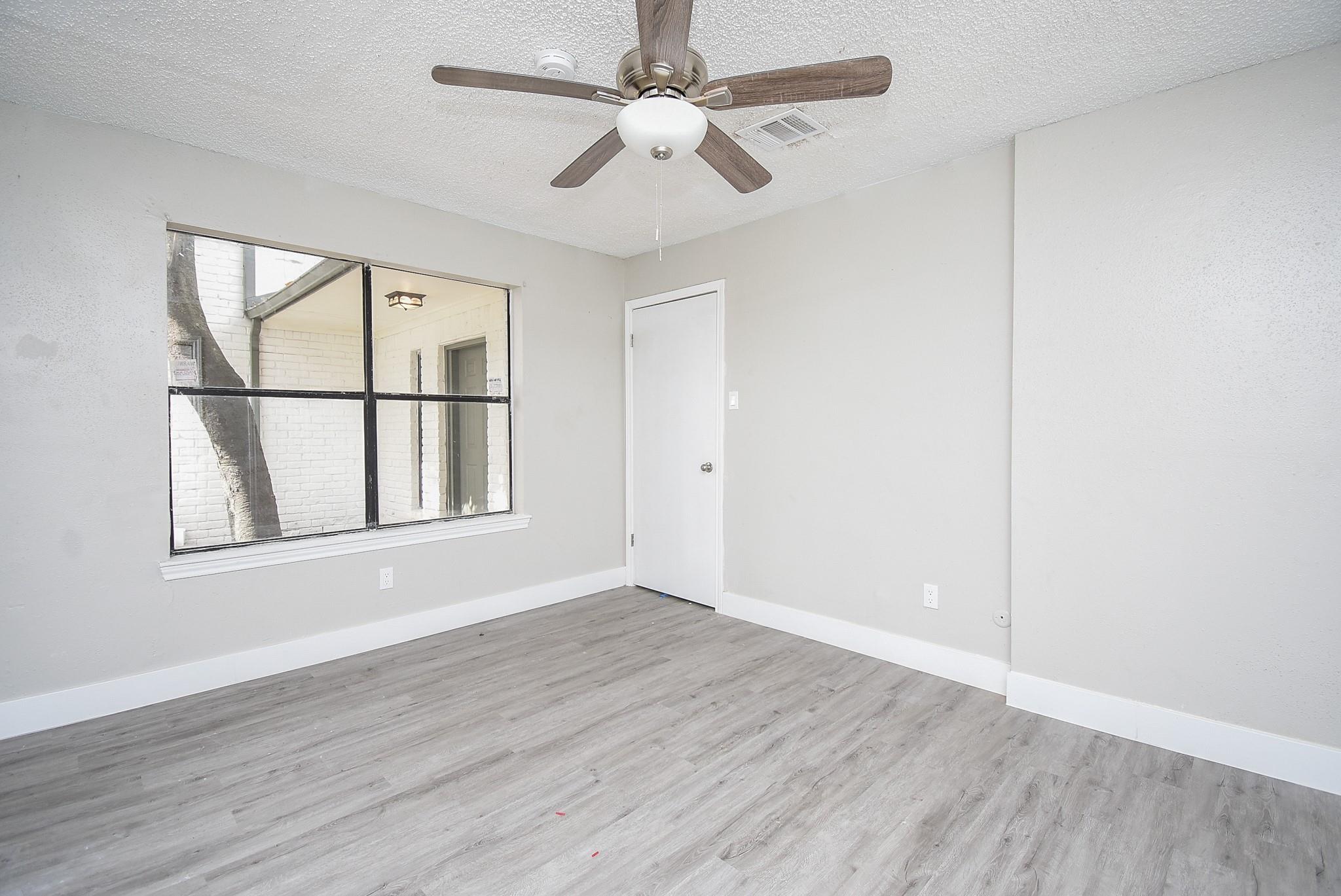 2802 Ashford Oak Drive