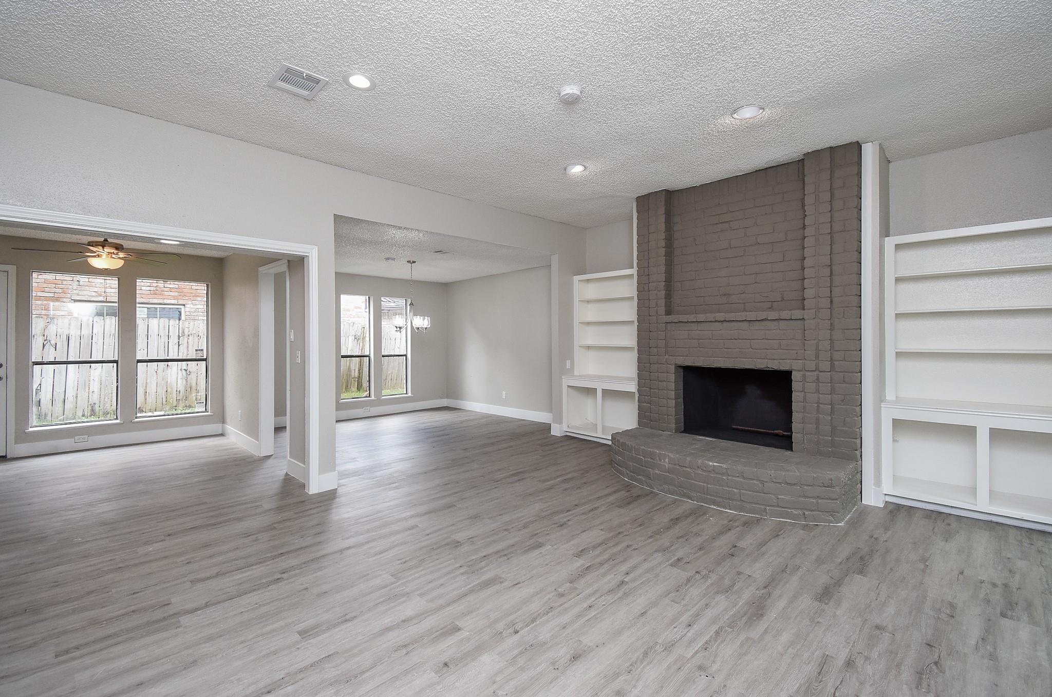 2802 Ashford Oak Drive