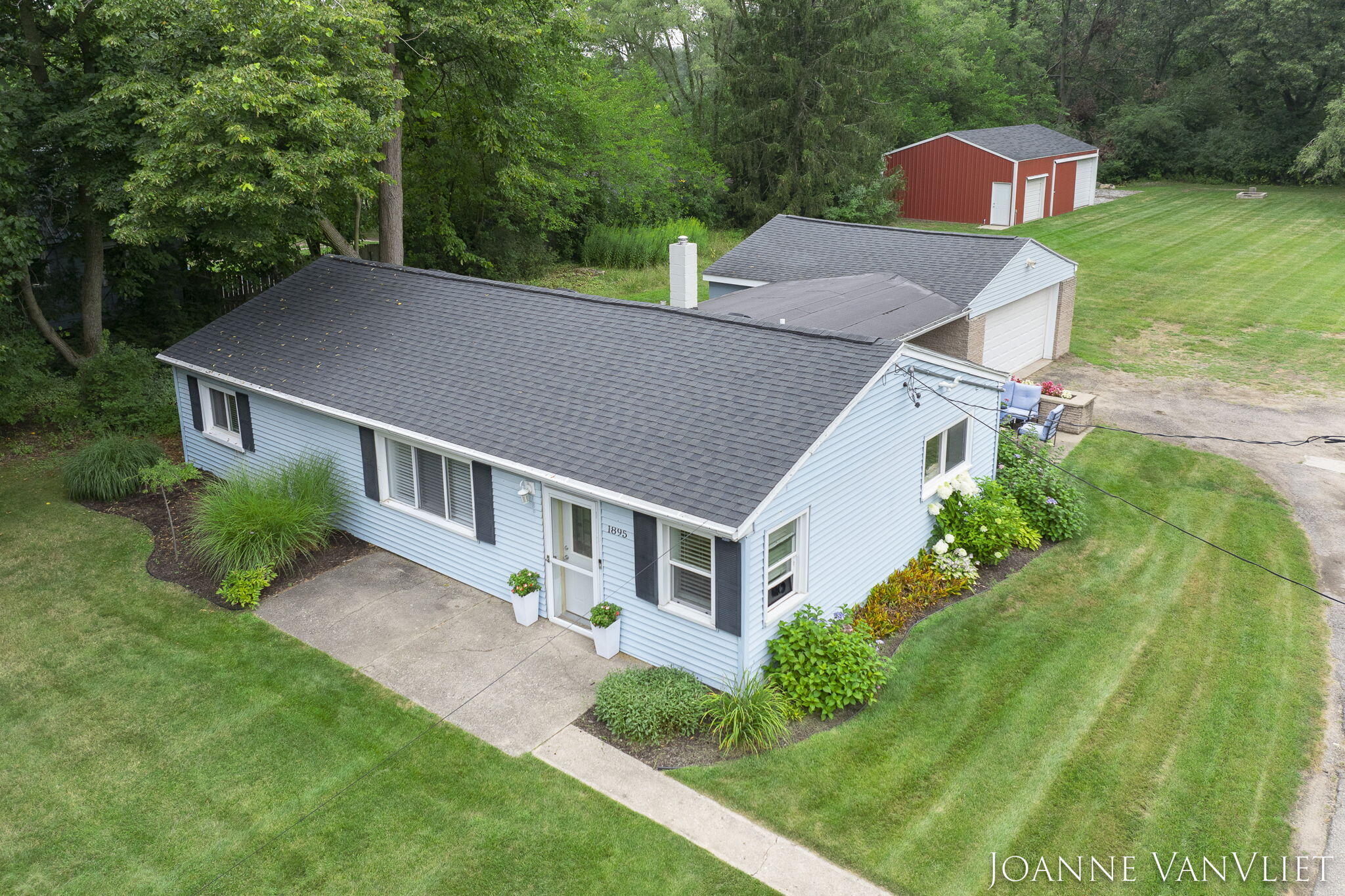 1895 4 Mile Road NE