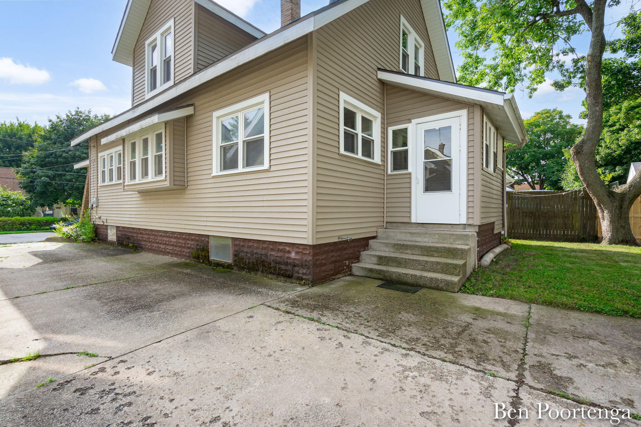1655 Cleveland Avenue SW