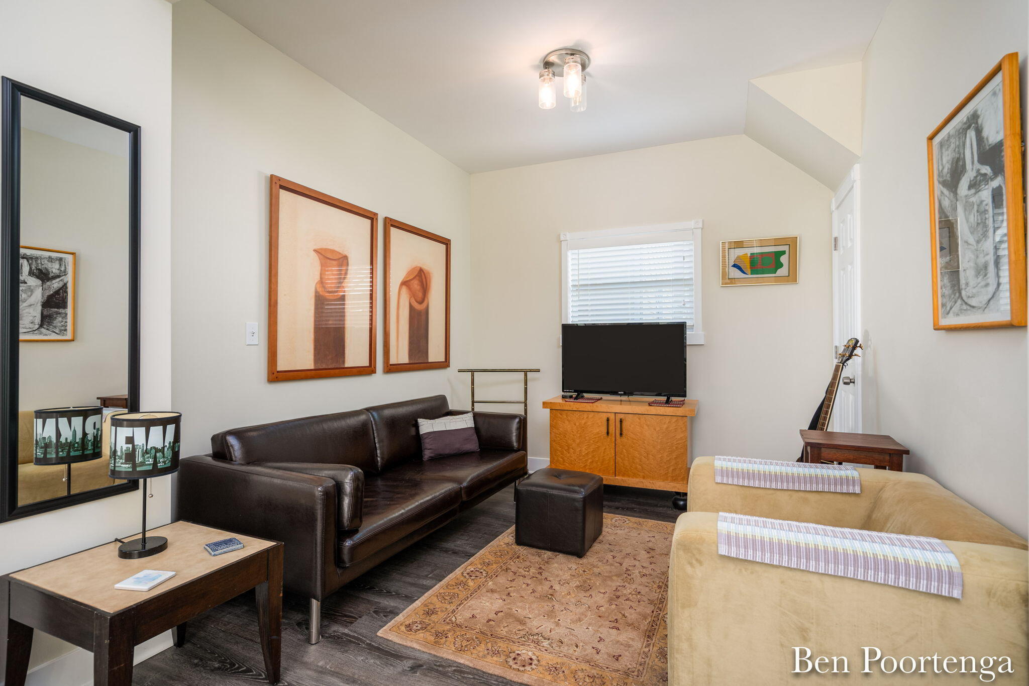 861 Second Street NW