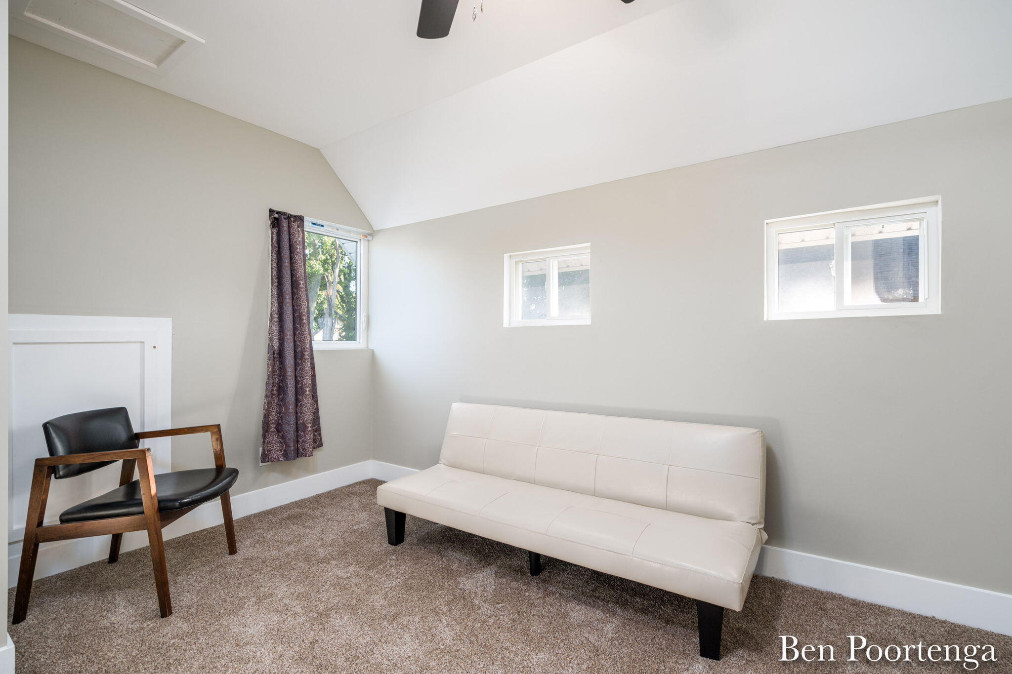 861 Second Street NW