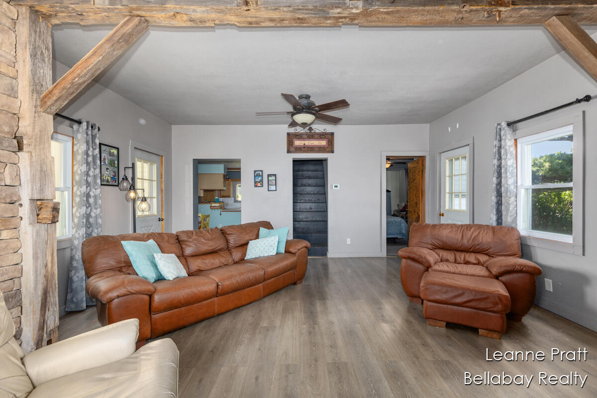 4724 15 Mile Road NW