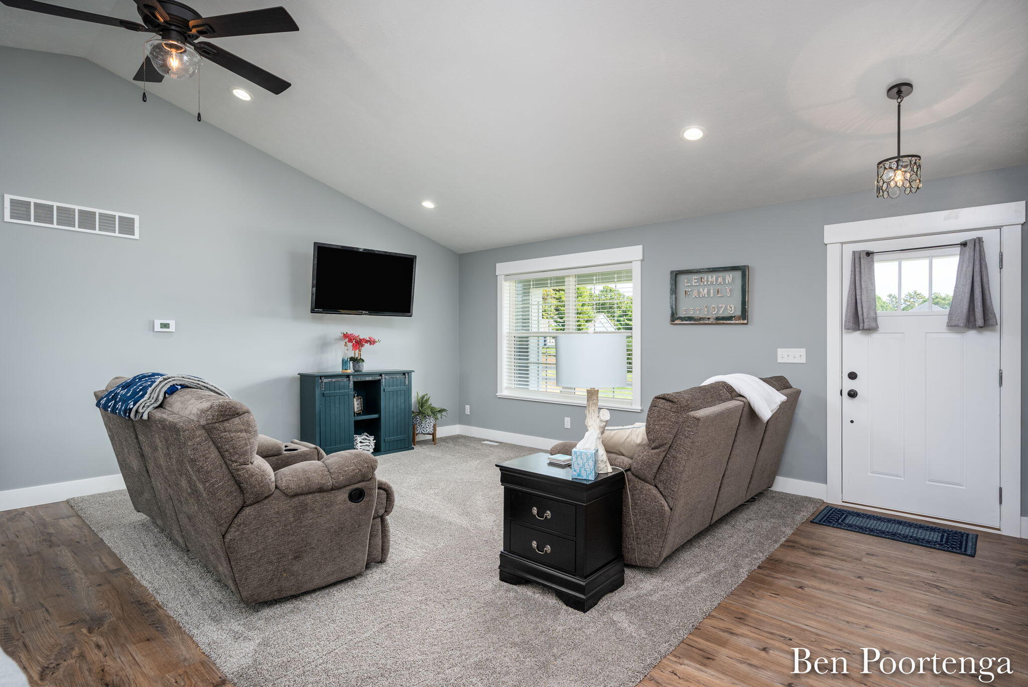 21909 Hilltop Circle
