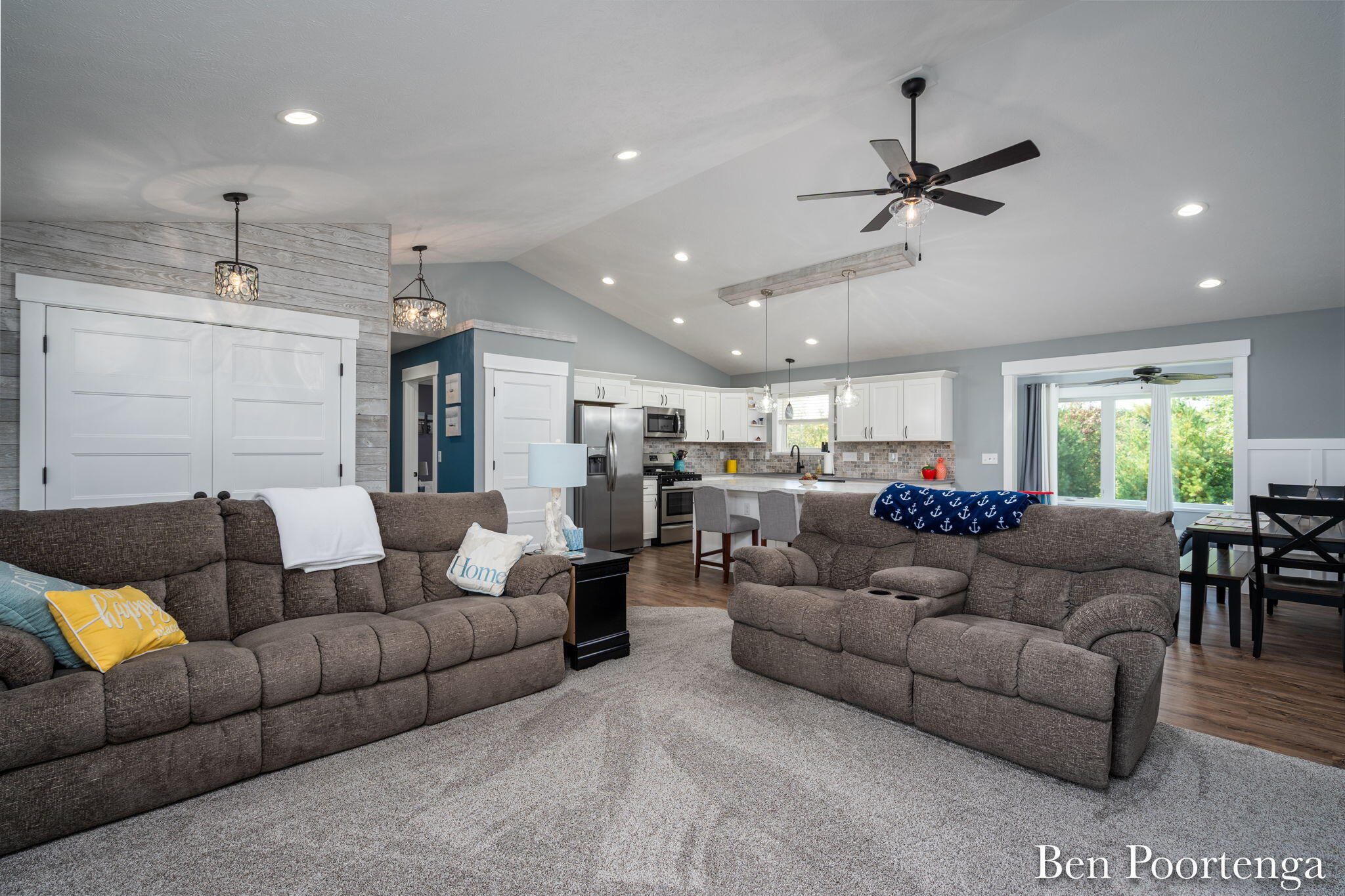21909 Hilltop Circle
