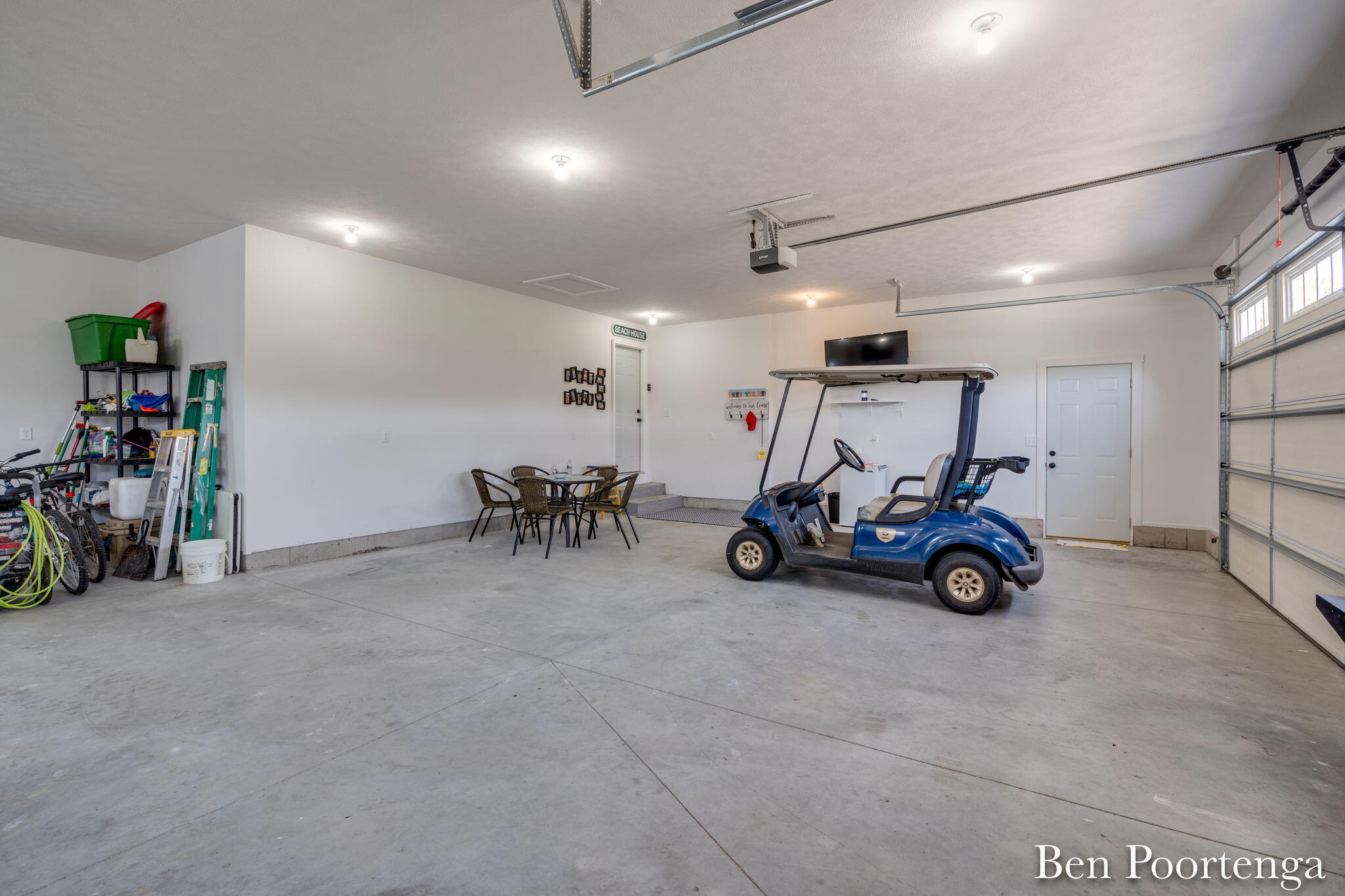 21909 Hilltop Circle