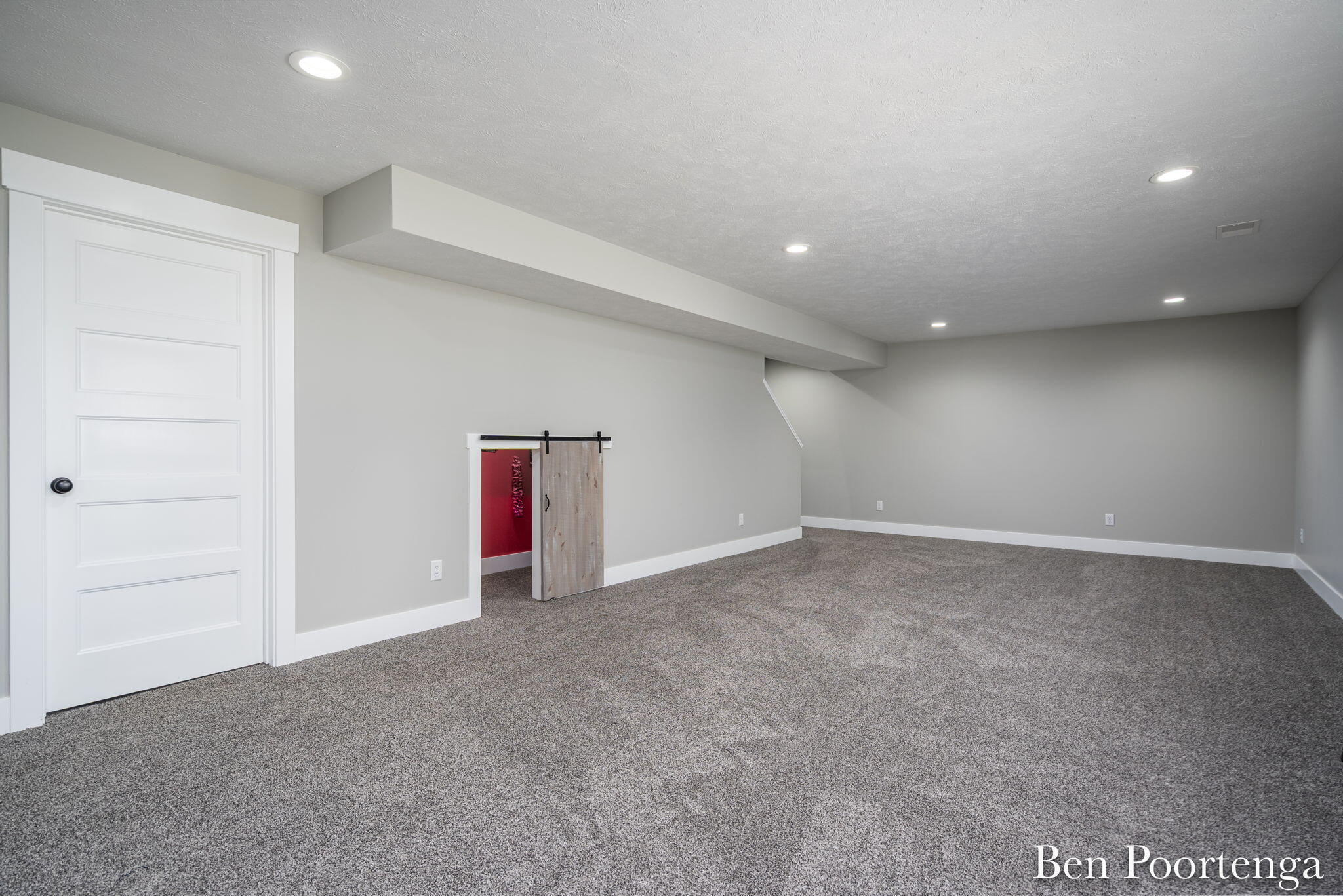 21909 Hilltop Circle