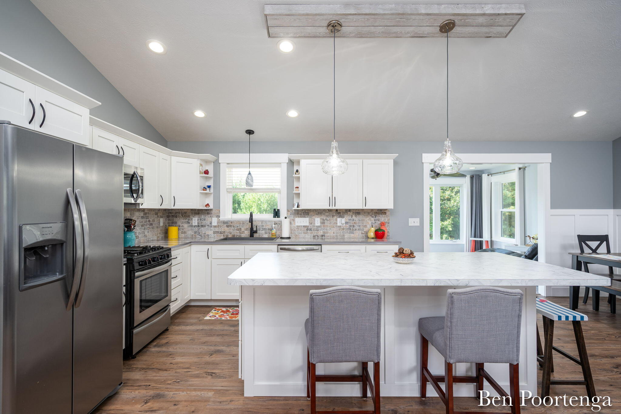 21909 Hilltop Circle