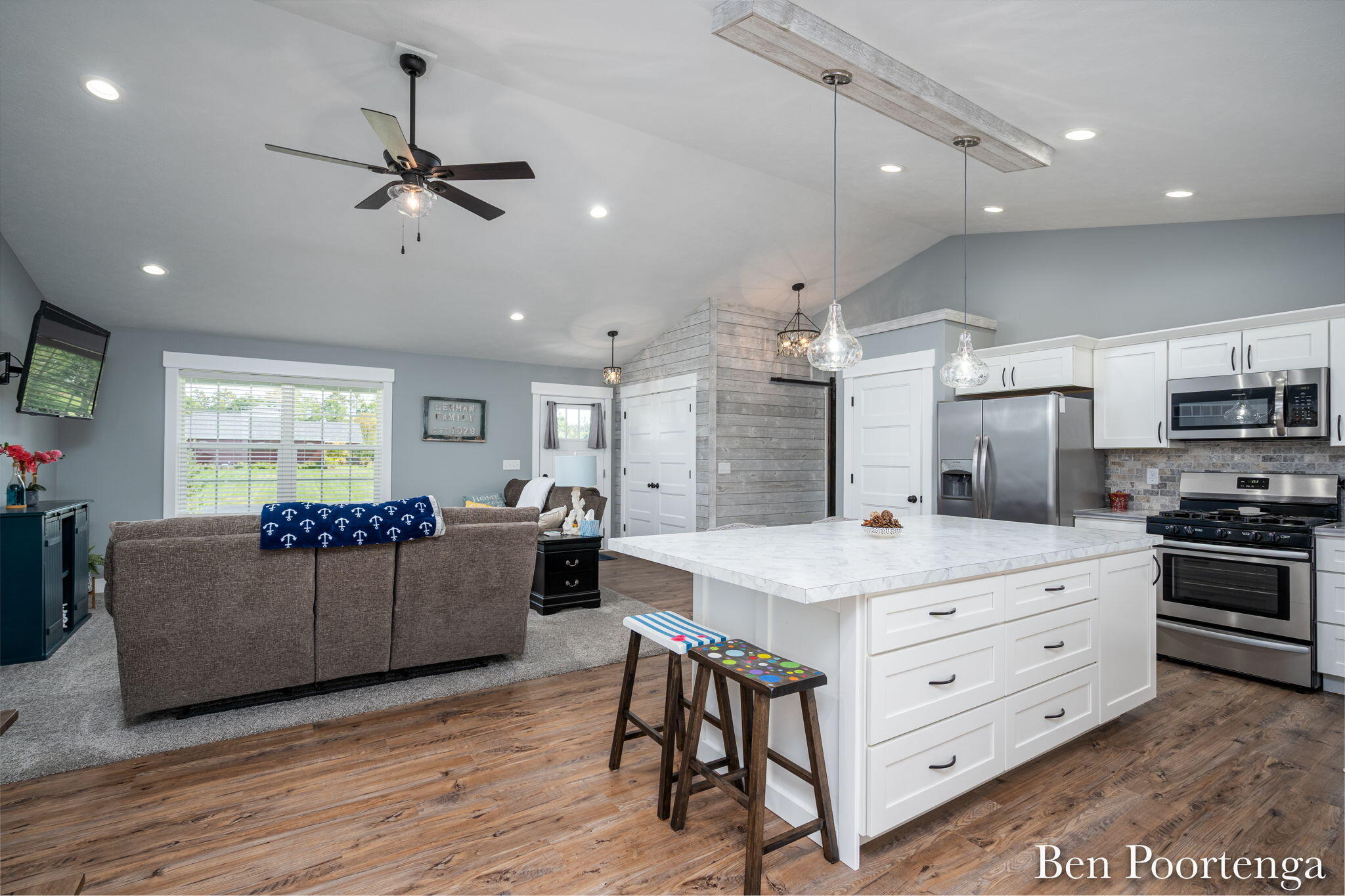 21909 Hilltop Circle