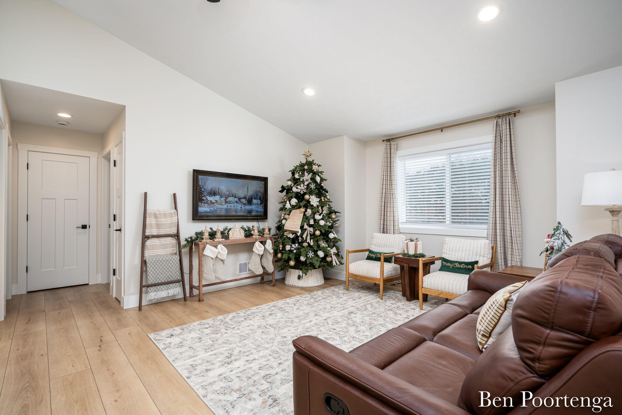 11809 Crimson Creek Drive