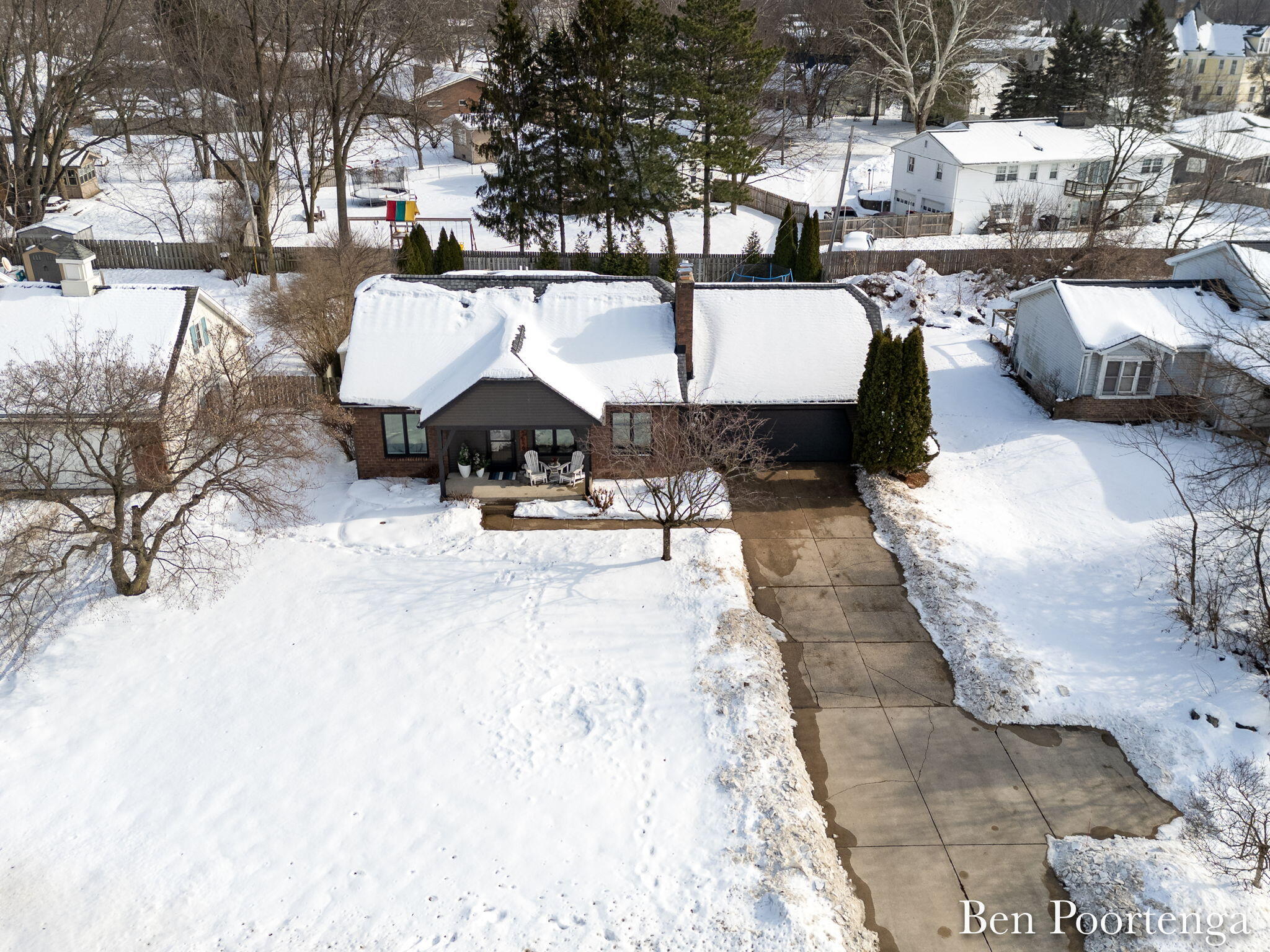 2646 Monroe Avenue NE