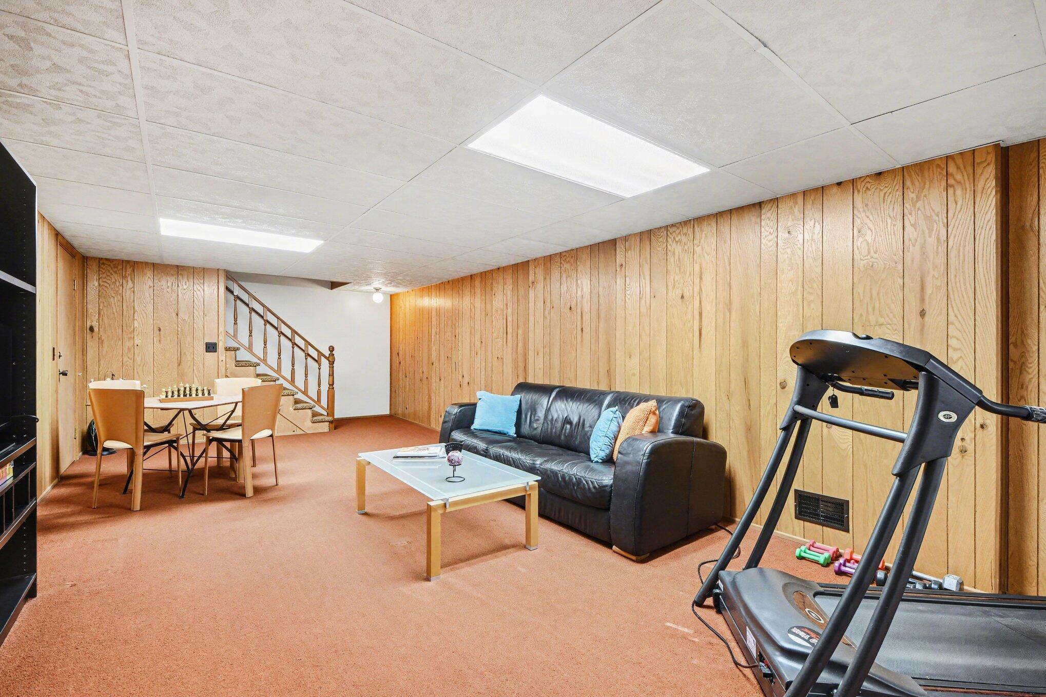 1247 Camille Drive SE
