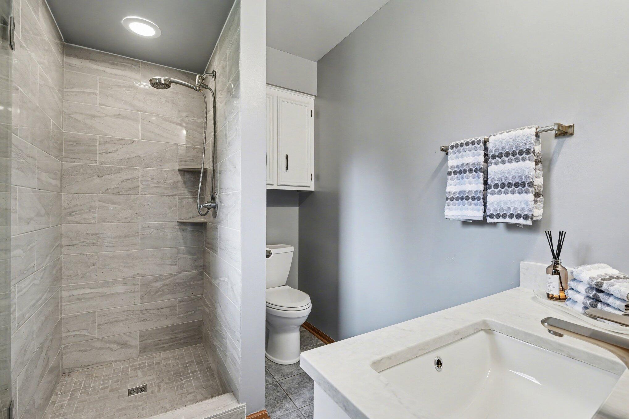 1247 Camille Drive SE