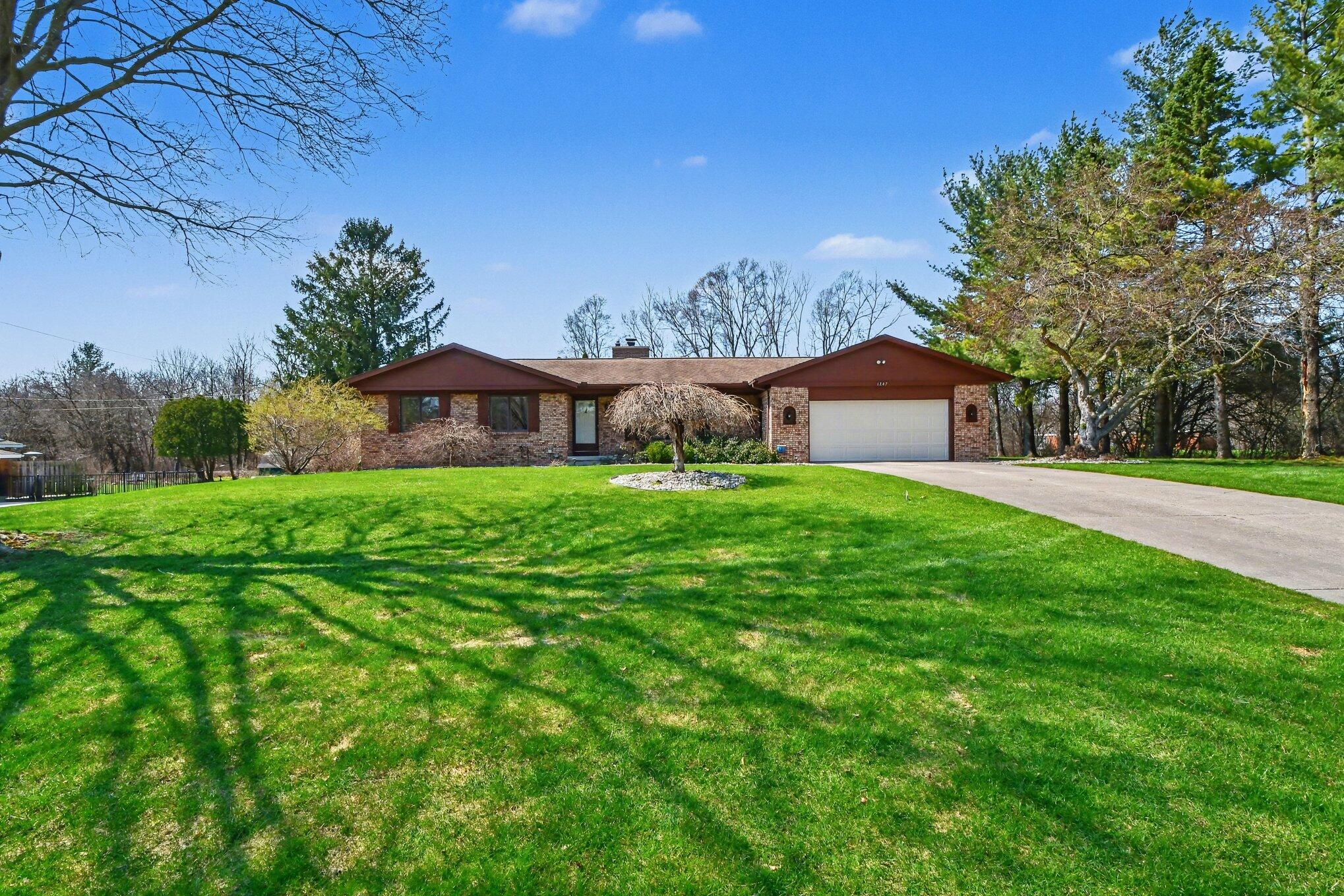 1247 Camille Drive SE