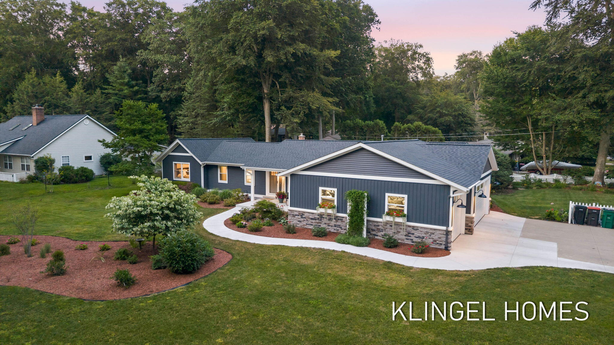 1371 Edgewood Drive