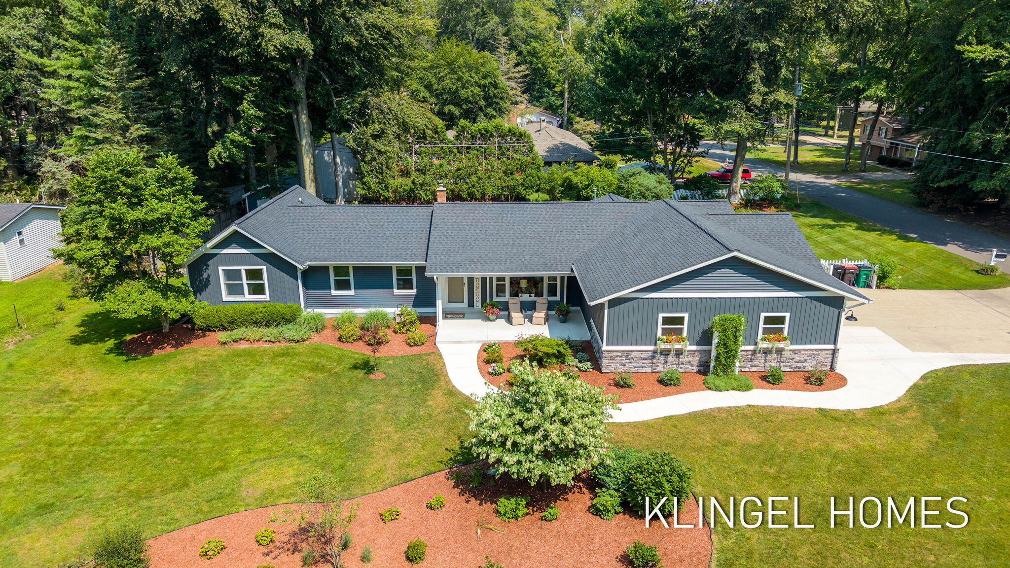 1371 Edgewood Drive