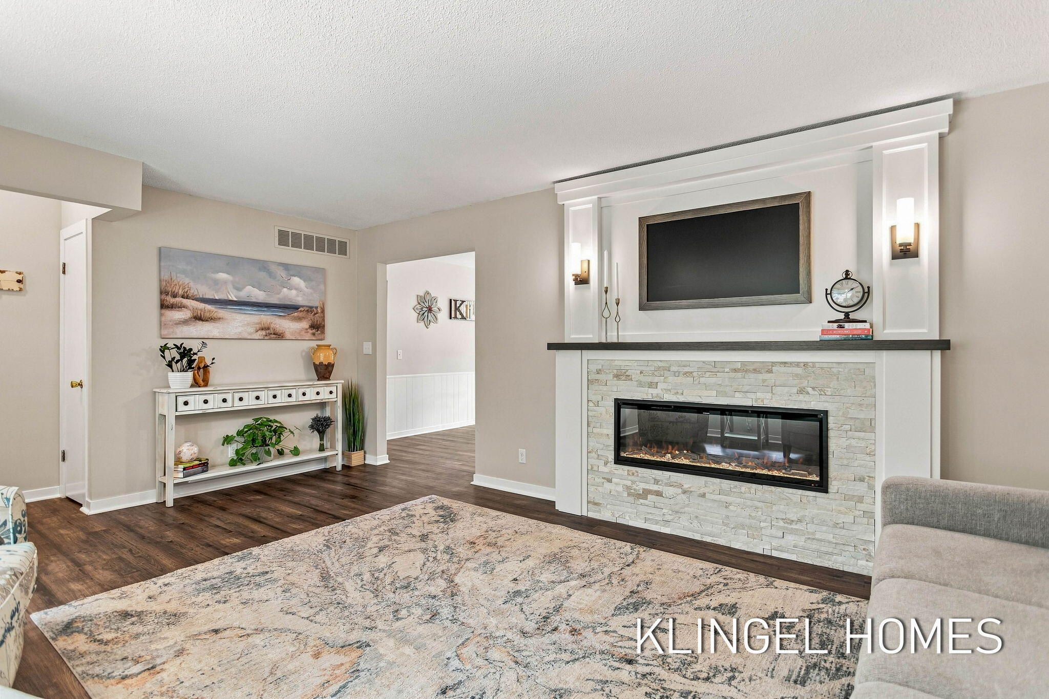 1371 Edgewood Drive