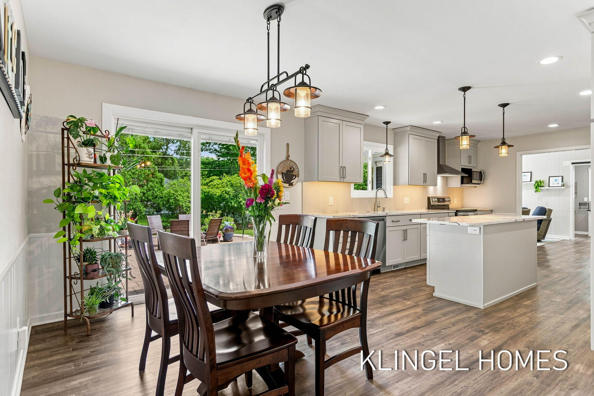 1371 Edgewood Drive