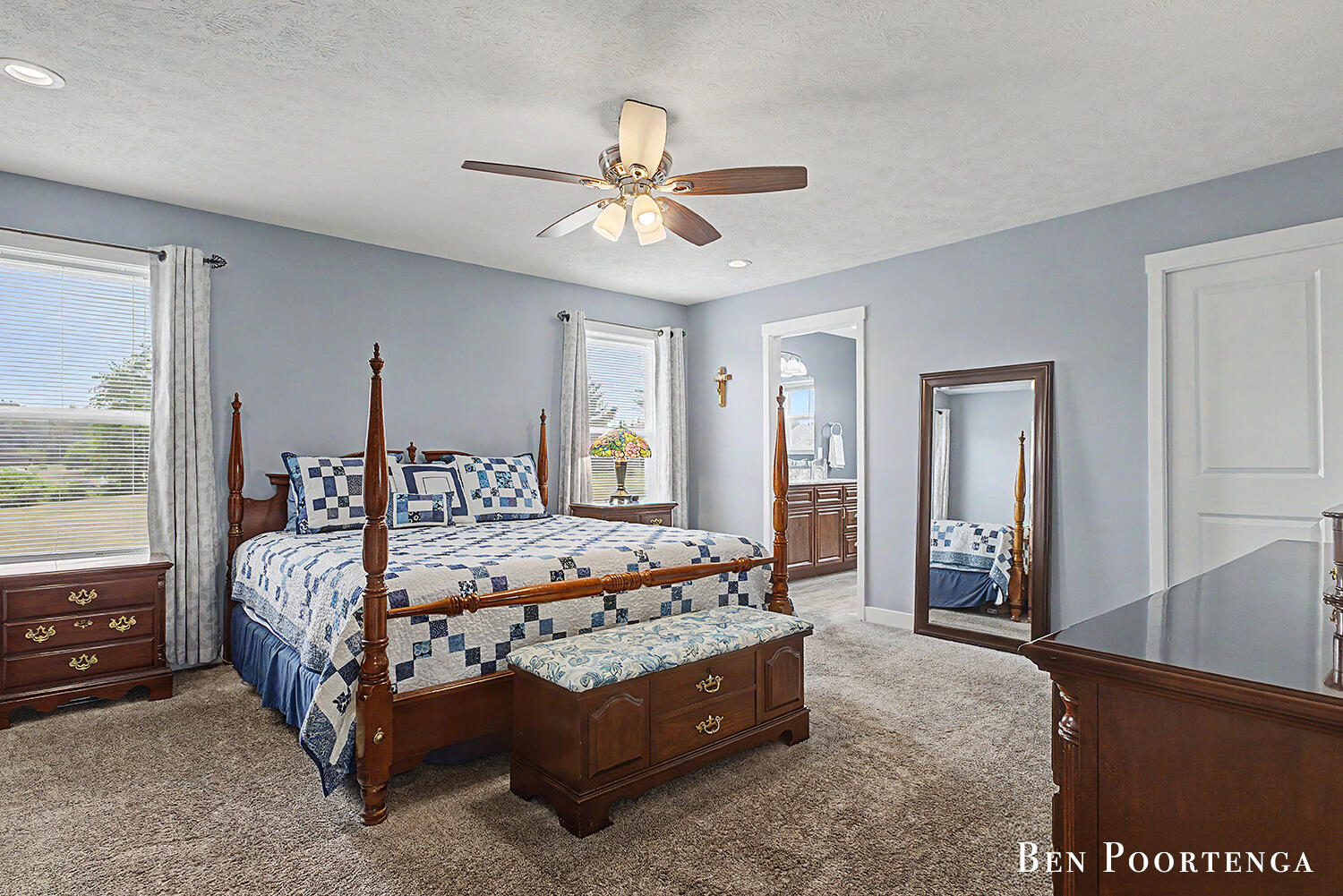 9120 Wabasis Pointe Drive NE
