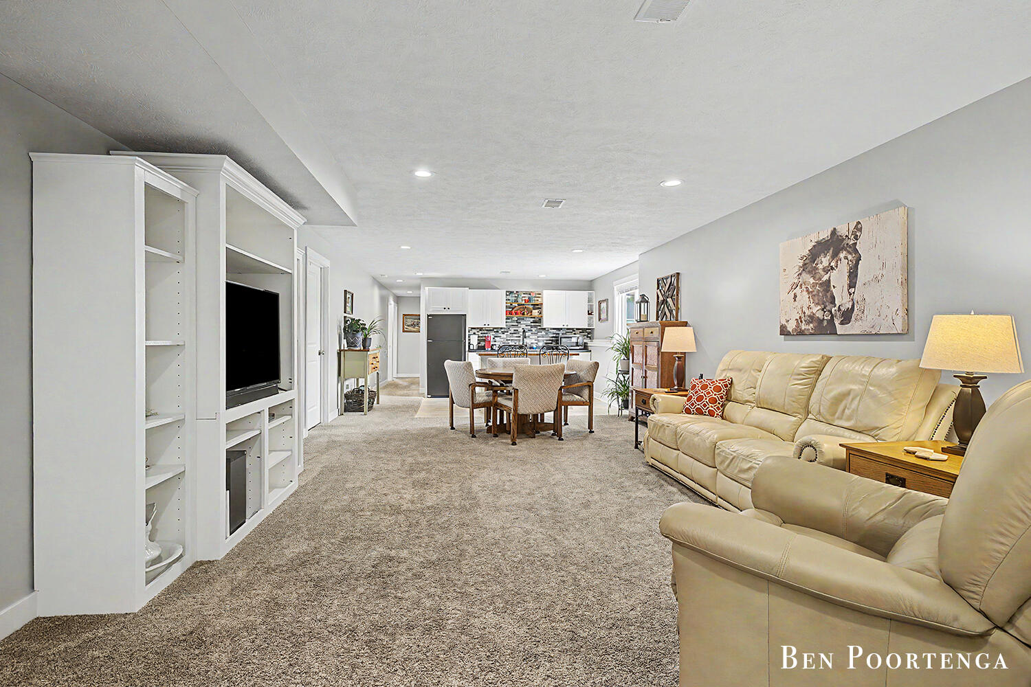 9120 Wabasis Pointe Drive NE
