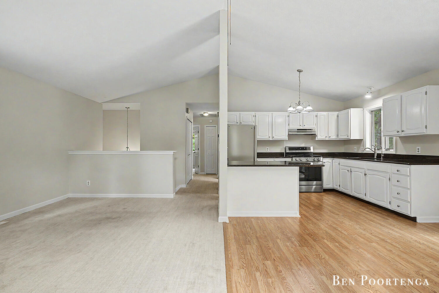 8707 White Fawn Trail NE