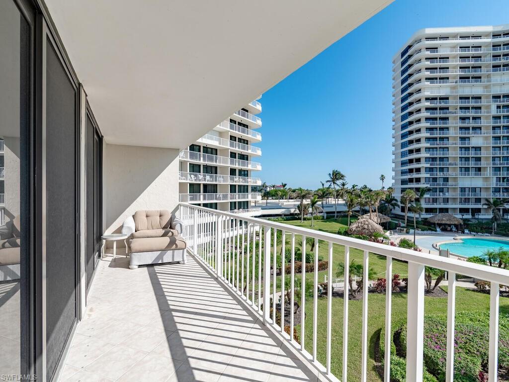 320 Seaview CT # 311 Unit: 2-311