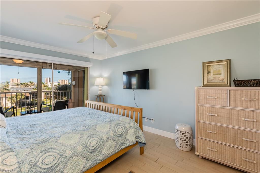 900 Collier CT # 303