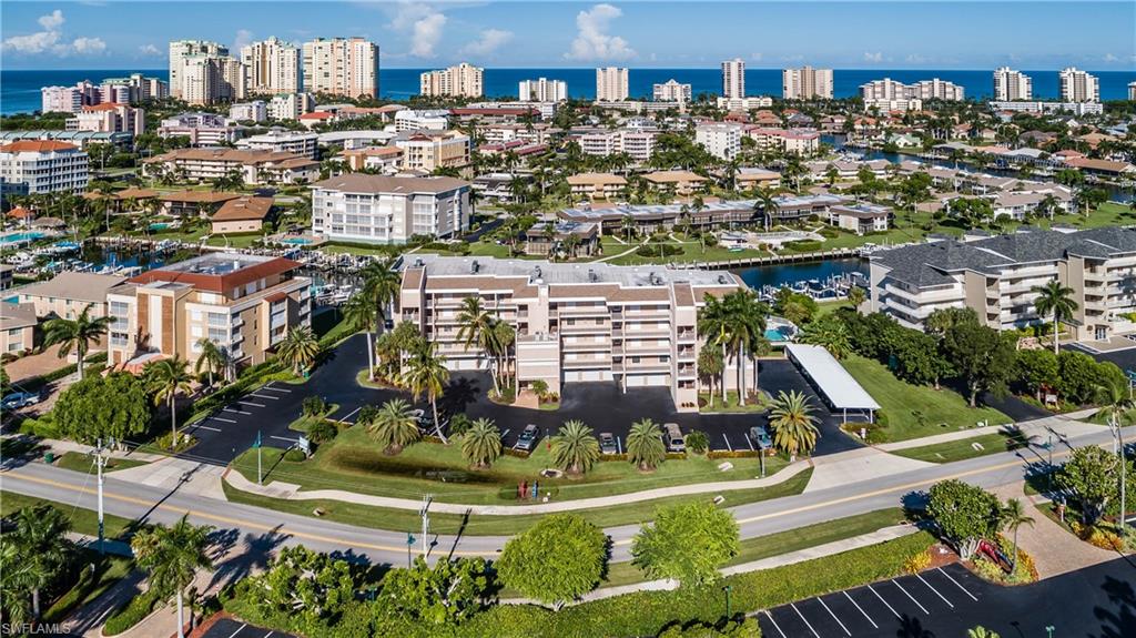 900 Collier CT # 303