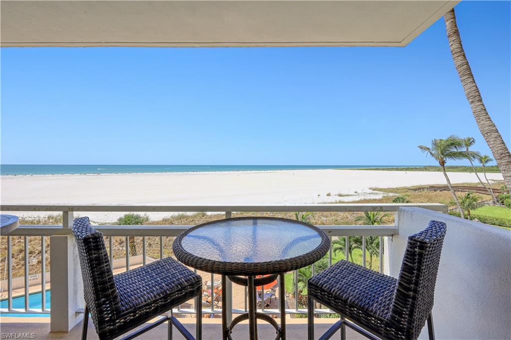 180 Seaview CT # 409