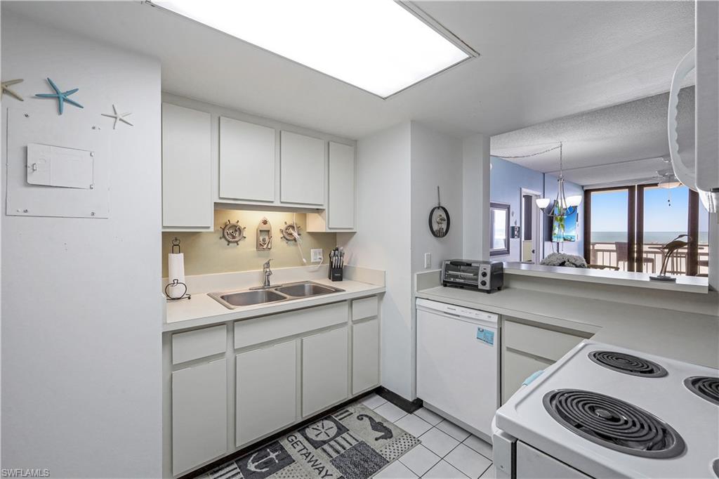 180 Seaview CT # 409