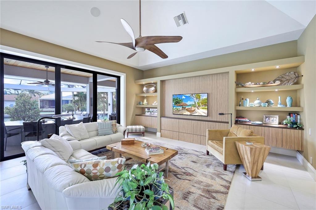 520 Sand Hill CT