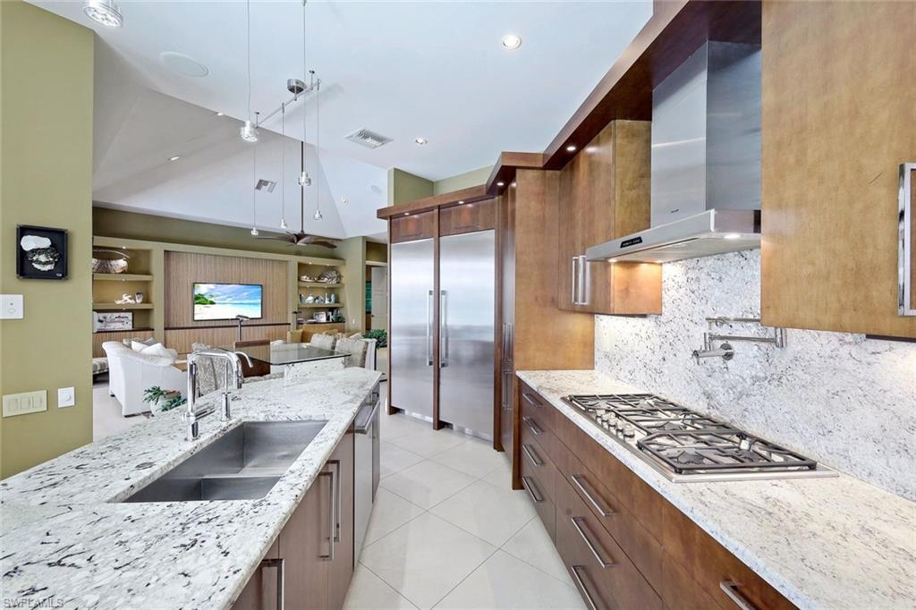 520 Sand Hill CT