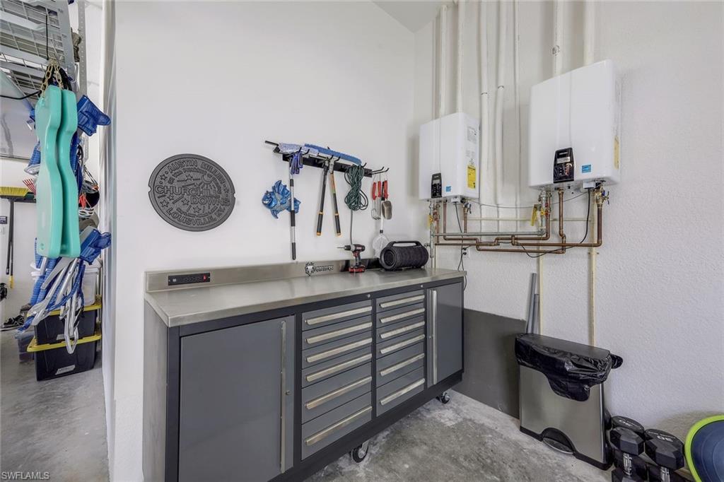 685 Cameo CT