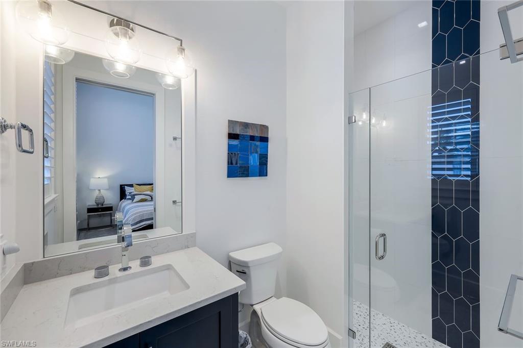 685 Cameo CT