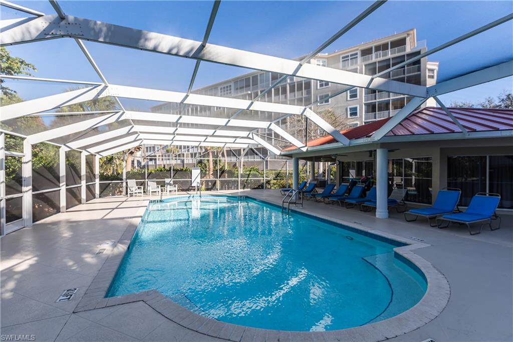 201 Vintage Bay DR # 8 Unit: B-8