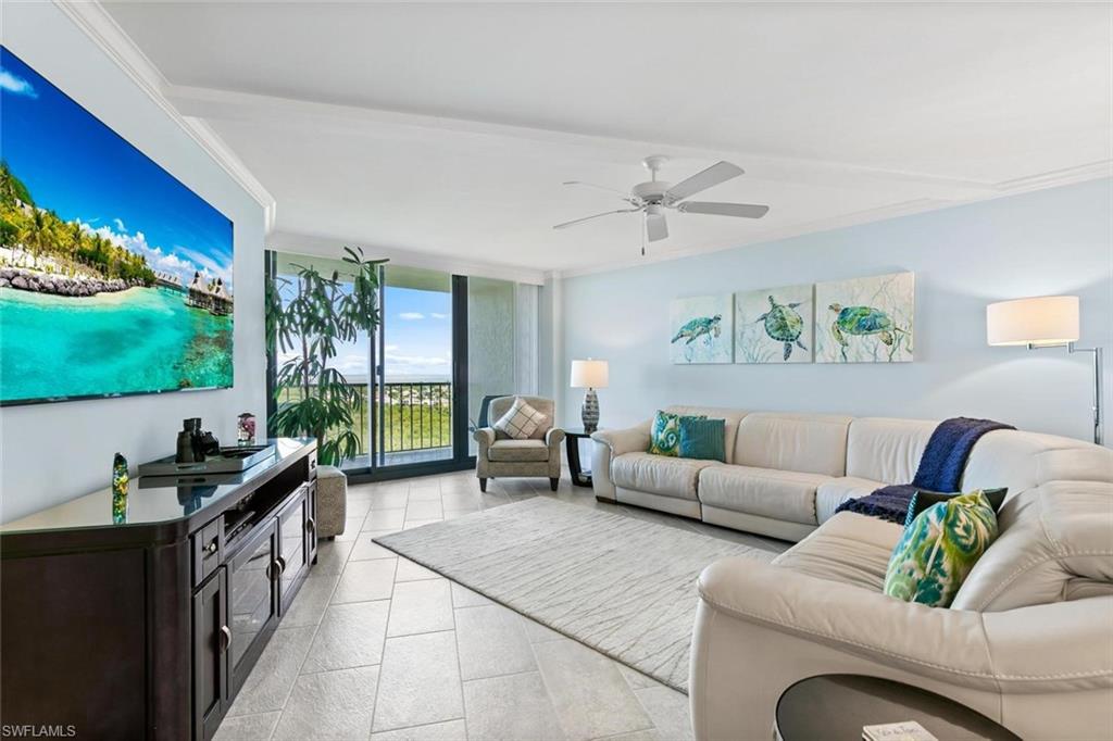 440 Seaview CT # 1608