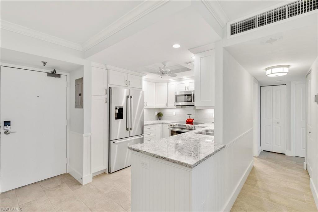 440 Seaview CT # 1608