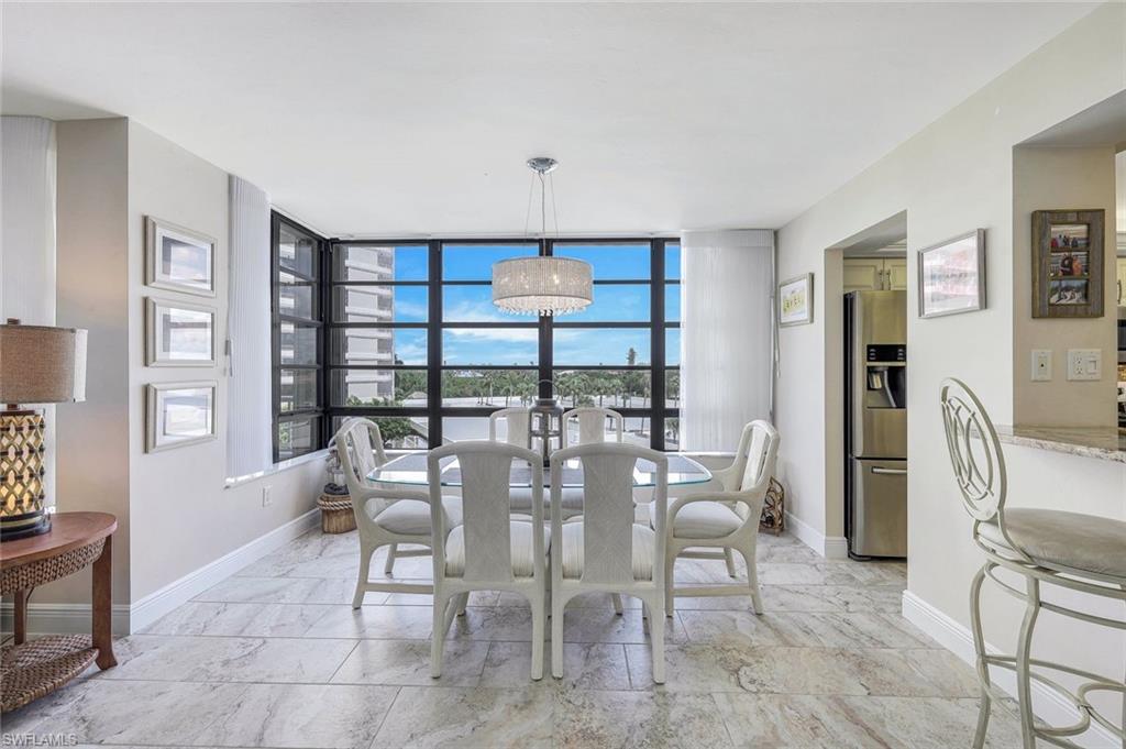 380 Seaview CT # 403