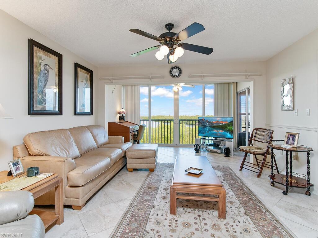 100 Stevens Landing DR # 304