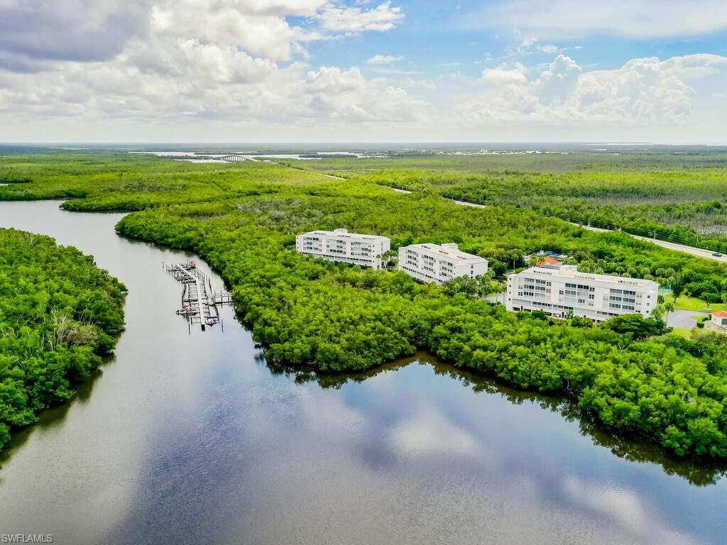 100 Stevens Landing DR # 304