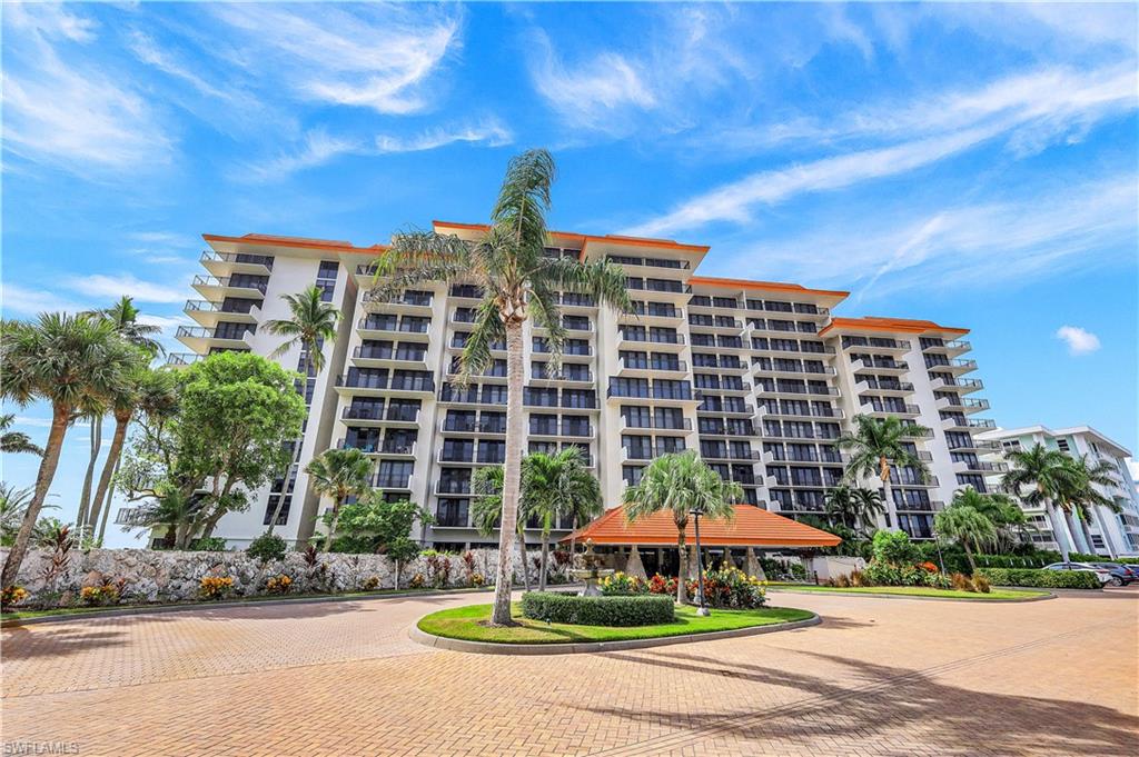 180 Seaview CT # 1015